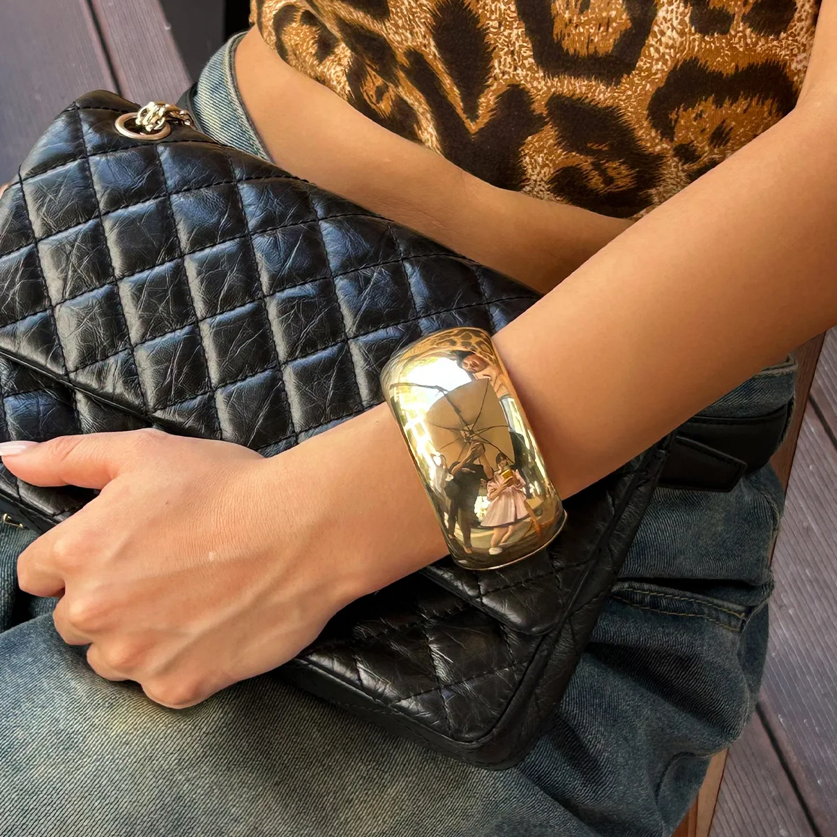 New Punk Gold Smooth Exaggeration Bangle  Geometric Feather Big Circle Bracelet For Women Jewelry
