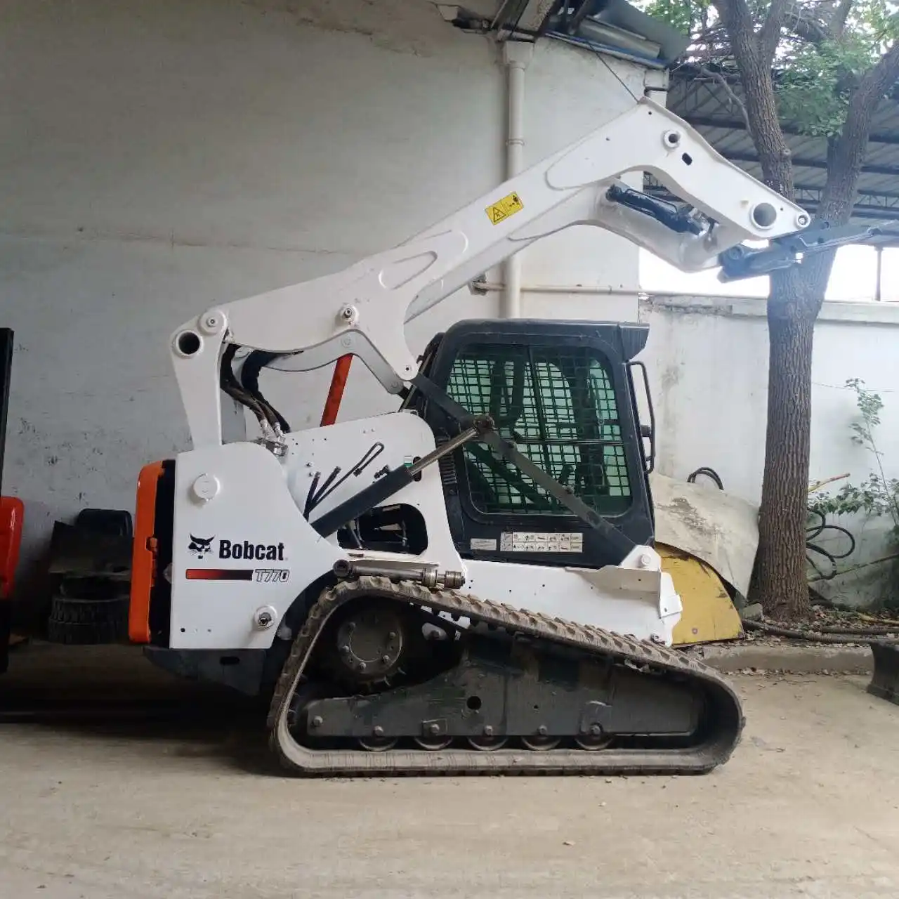 EPA Certified Bobcat T770 Skid Steer Loader Ready to Ship Construction Machinery Wheeled Backhoe Loader at Low Price
