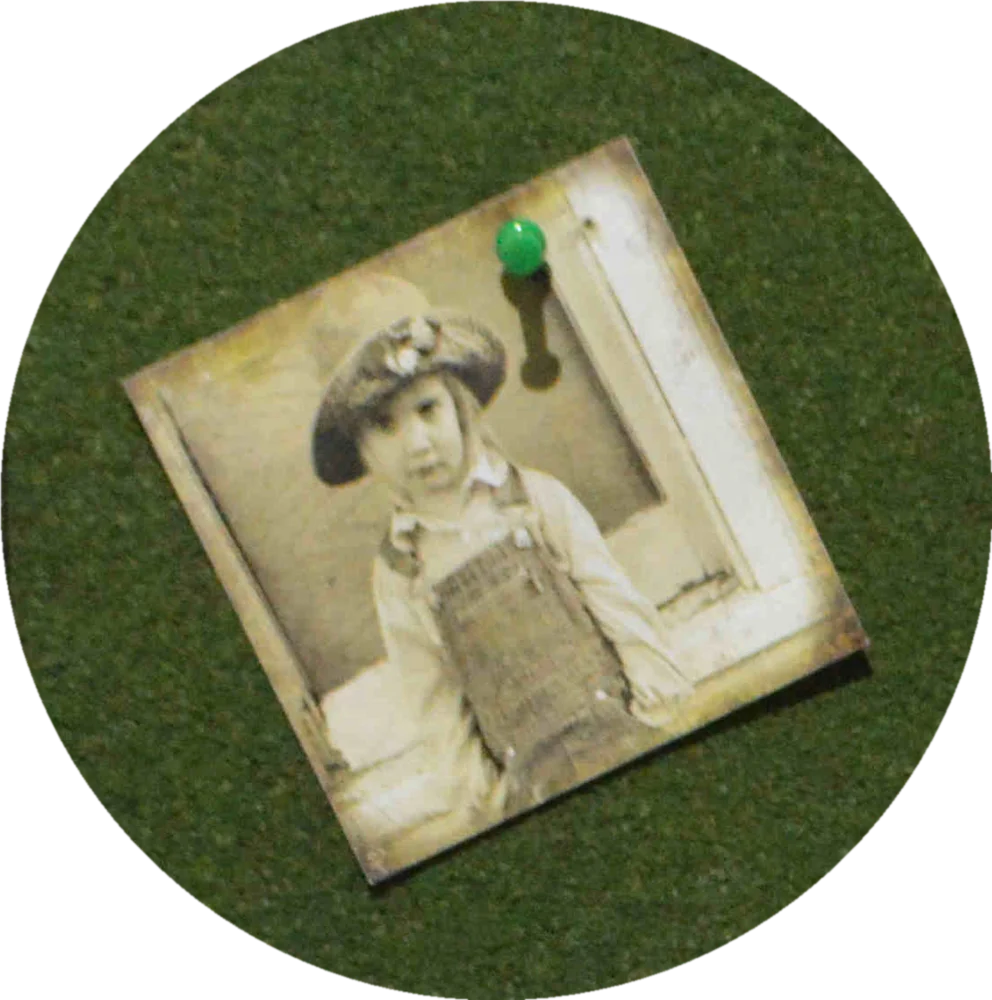 Printed First day of school magnetic chalkboard blackboard with photo frame