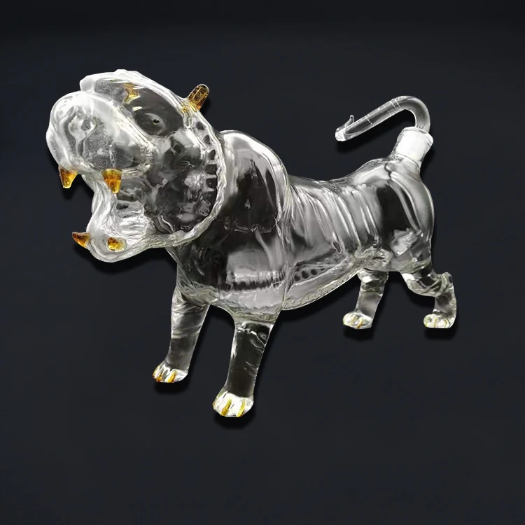 High borosilicate glass tiger shape whisky glass bottle wine decanter