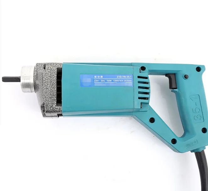 Портативный подключаемый вибратор для уплотнения бетона