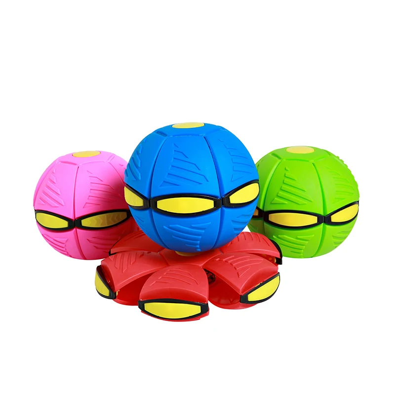 2021 new Outdoor Garden Beach Game Toys Flat Flying Magic UFO Throw Disc Ball With LED Light Toy for Kids