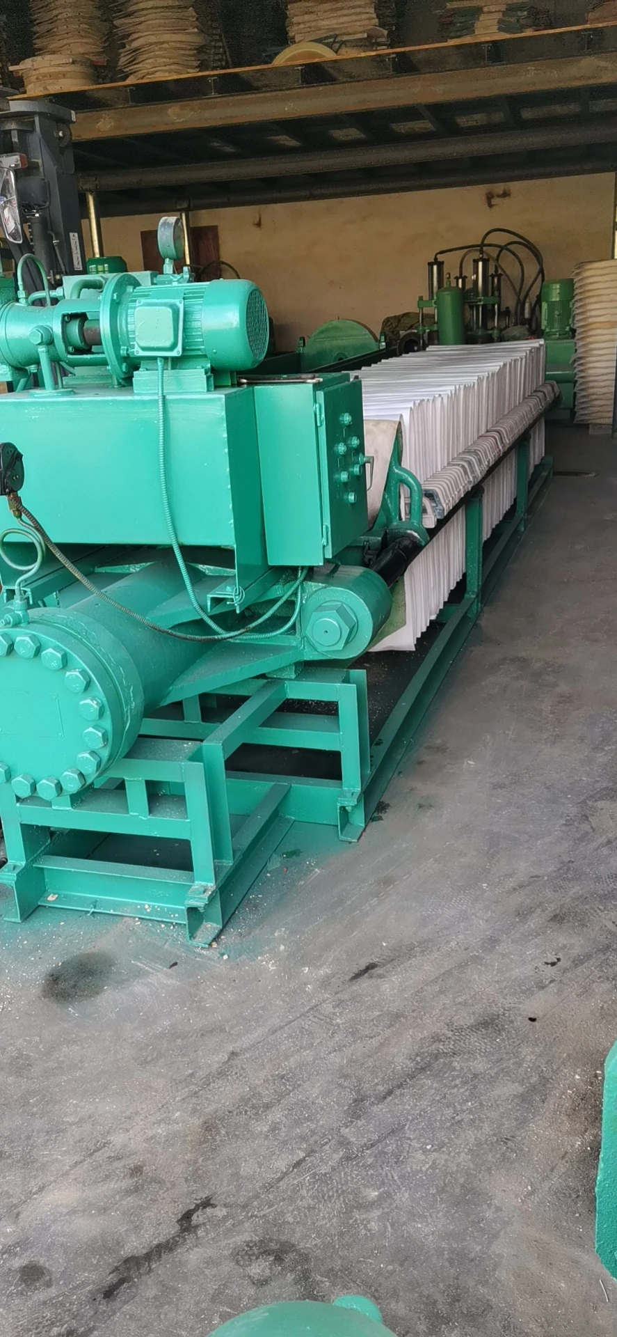 Round Plate Ceramics Mugs Material  Filter Press Machine  Lower Price Filter Press For Clay Filter Press