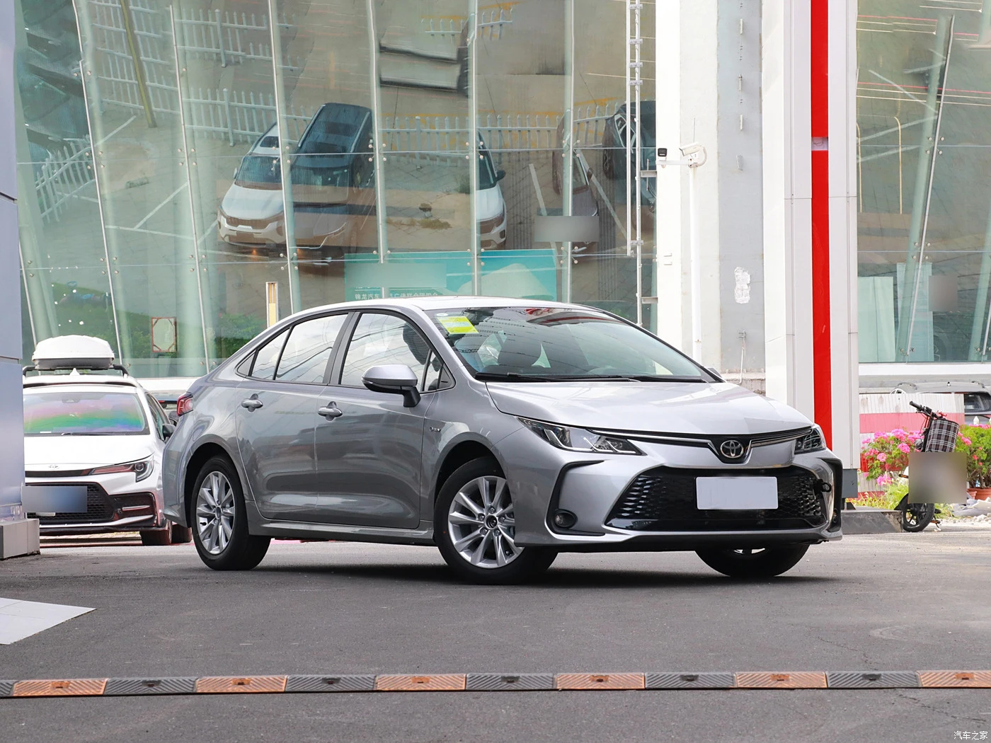 2024 Toyota Corolla FWD автоматический турбомотор 2022-2023 б/у 1 2 т 2.0L R15 Размер шины кожаные сиденья задняя камера