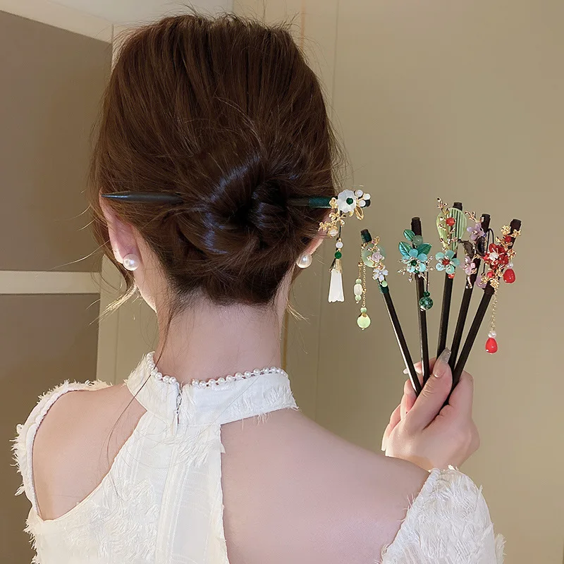 Jiamu New Chinese Style Hair Stick Elegant Flower Butterfly Tasseling Wood Hair Stick For Women Girls Minority Hair Accessories