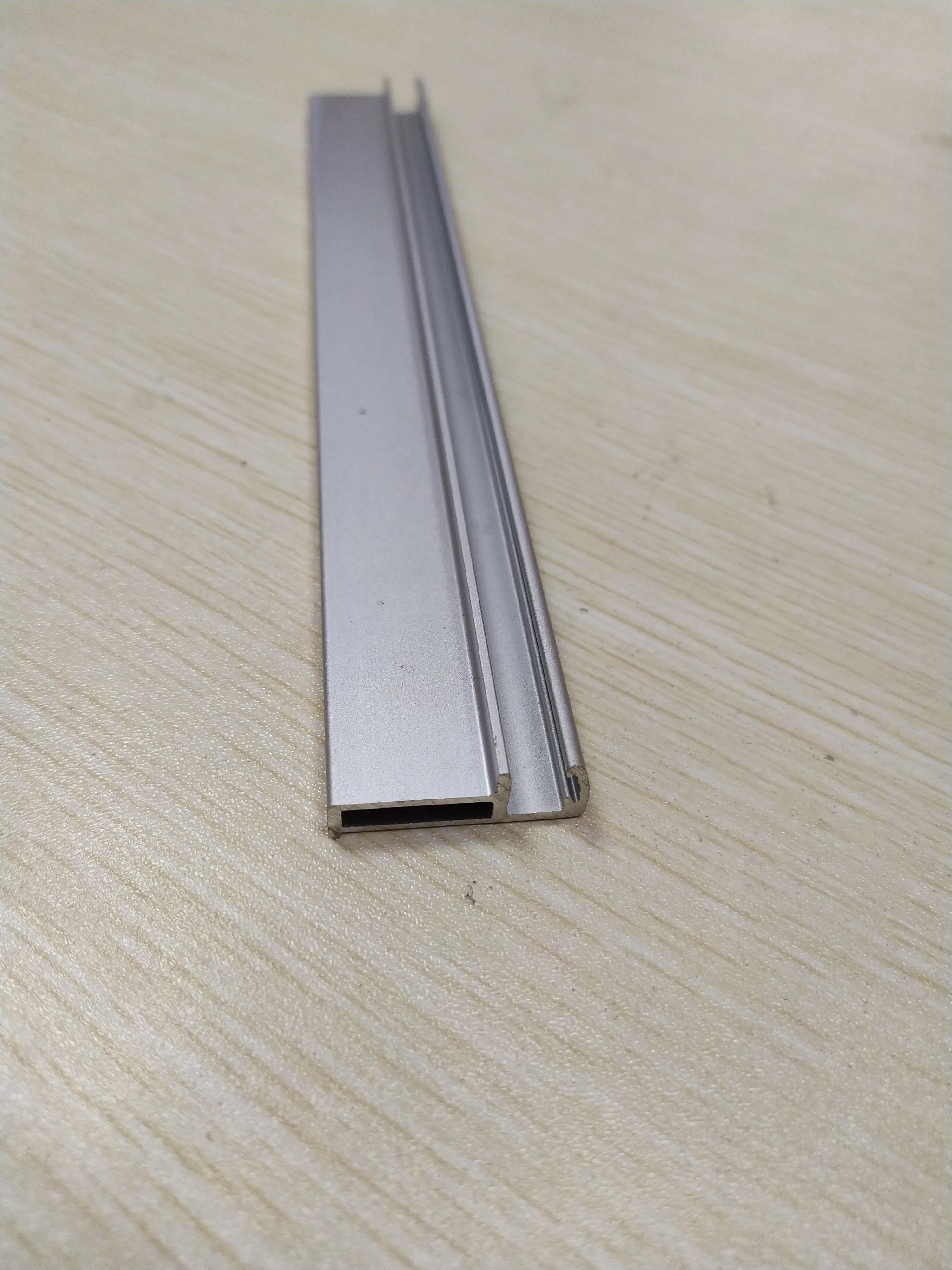 Sand blasting alumina profile  silvery white aluminium profile  aluminium profile