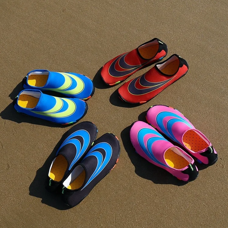 China Made  Mens Barefoot Swimming Beach Water Shoes