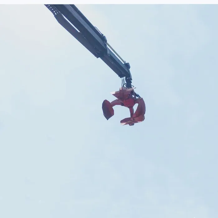 High Quality 4*2 LHD RHD 3.2 Ton Folding Arm Mobile Hydraulic Crane Truck, Crane With Truck, 3200kgs Lifting Cranes for Sale