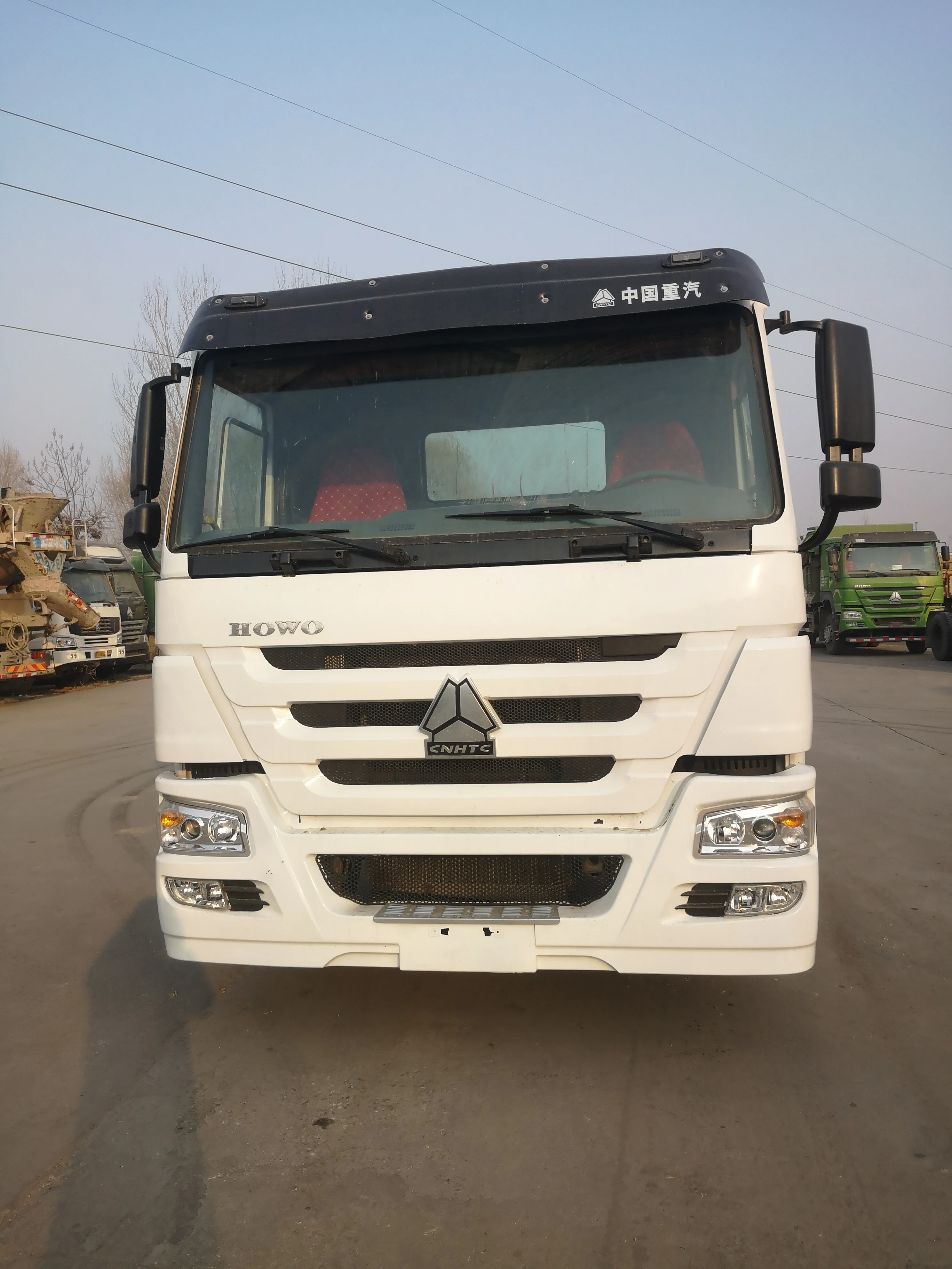 
Sinotruk HOWO 6x4 371hp 420hp Used Tractor Trucks Head Diesel Engine 10 Wheels Tow Tractor Trucks And Trailers for Sale 