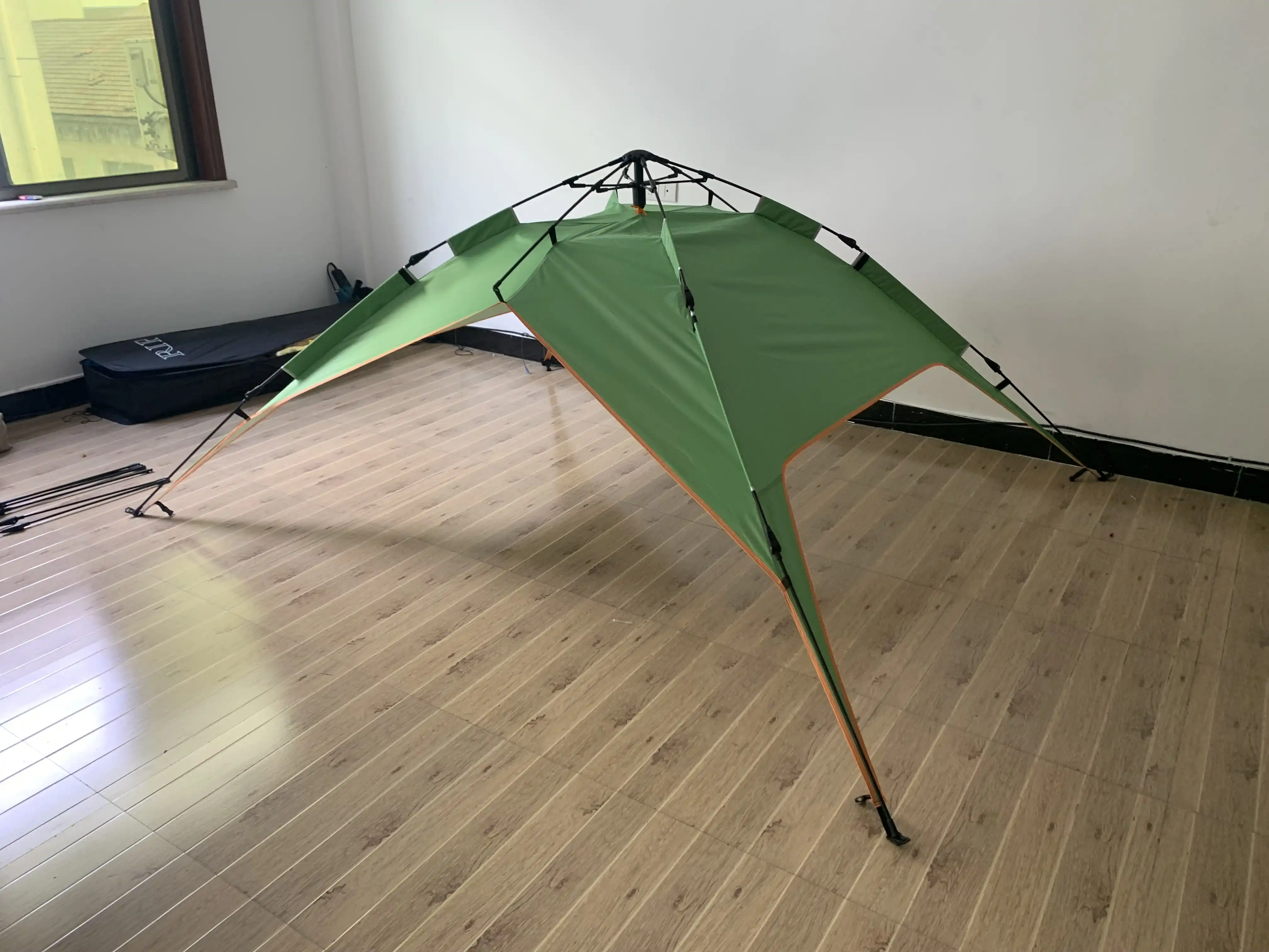 Outdoor Waterproof 1-2 person Hiking Portable Beach Folding Tent Automatic Popup Instant Camping Tent