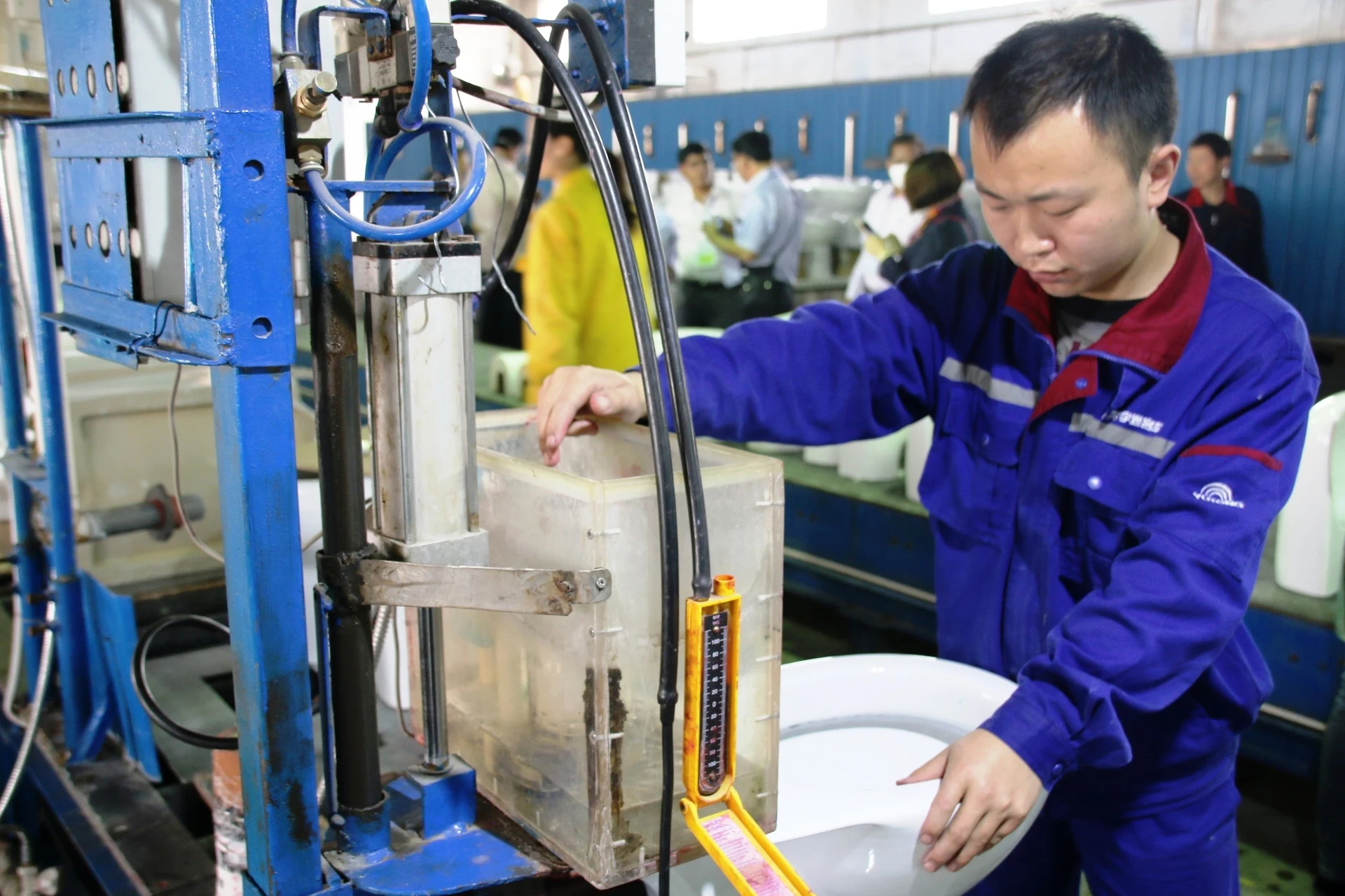 AIDI Hot Selling South American Inodoro S-trap 300mm Siphonic WC One Piece Toilet