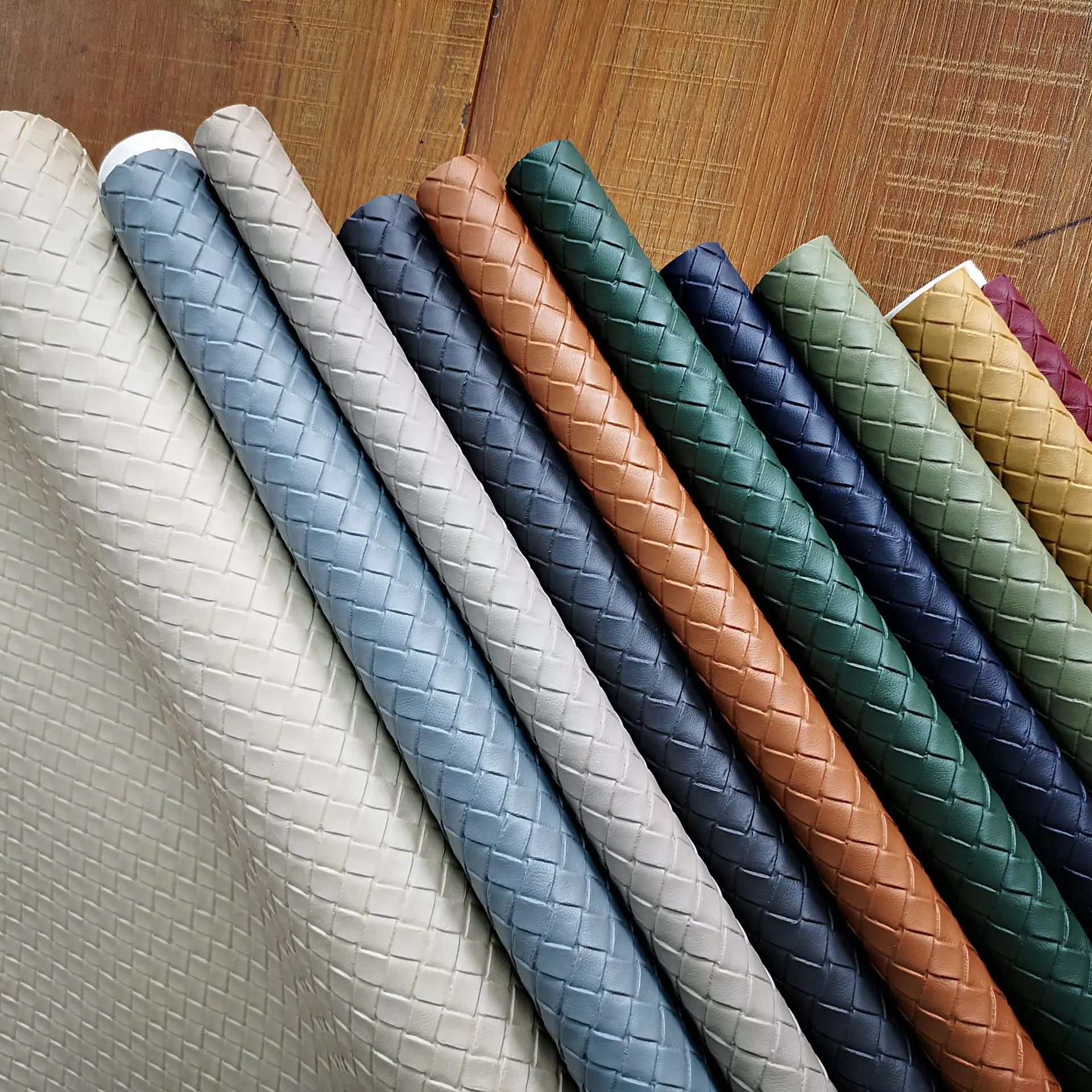 Waterproof 1mm Plaid Vinyl Fabric Artificial Faux Synthetic Weave PVC Leather for Bags Shoes Wallet Notebook Phone Case Cover