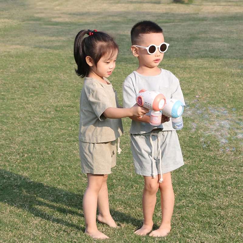 New Style Multiple Wholesale Children Suit Batik Print Crew Neck T Shirt Casual Cotton Kids Clothing Sets For Boys