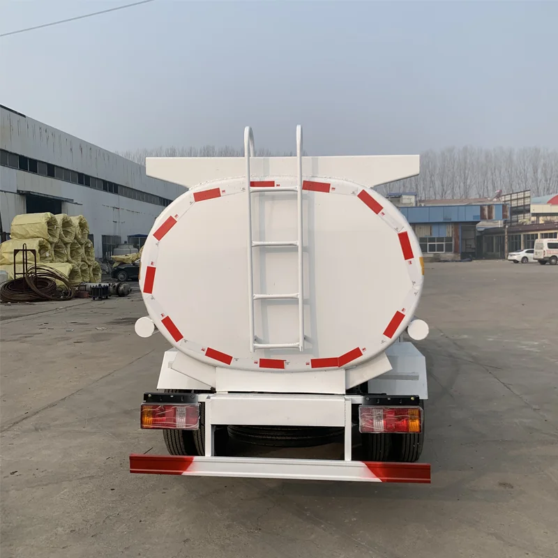 Large fuel tank FOTON 4x2 6 wheel oil tank 95 horsepower diesel fuel tank