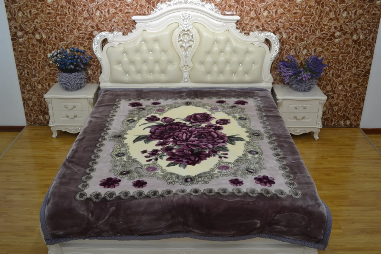 Wholesale Luxury Raschel Blankets Flannel Fleeced Material Warm Double Bed Polar Mink 8kg for Winter Cheap Plain Fluffy Blanket