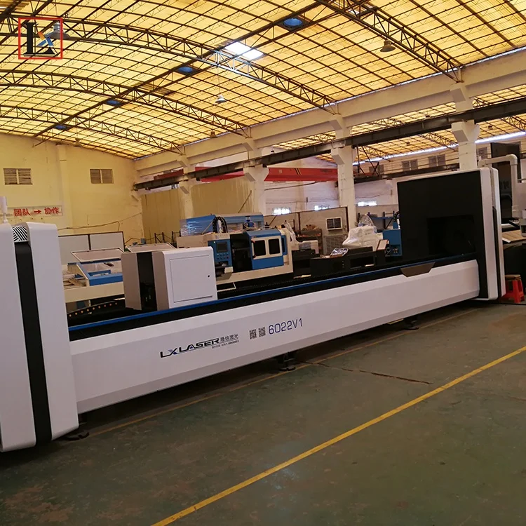 
1kw 5 axis taiwan high quality cnc fiber pipe laser cutting machine tube 