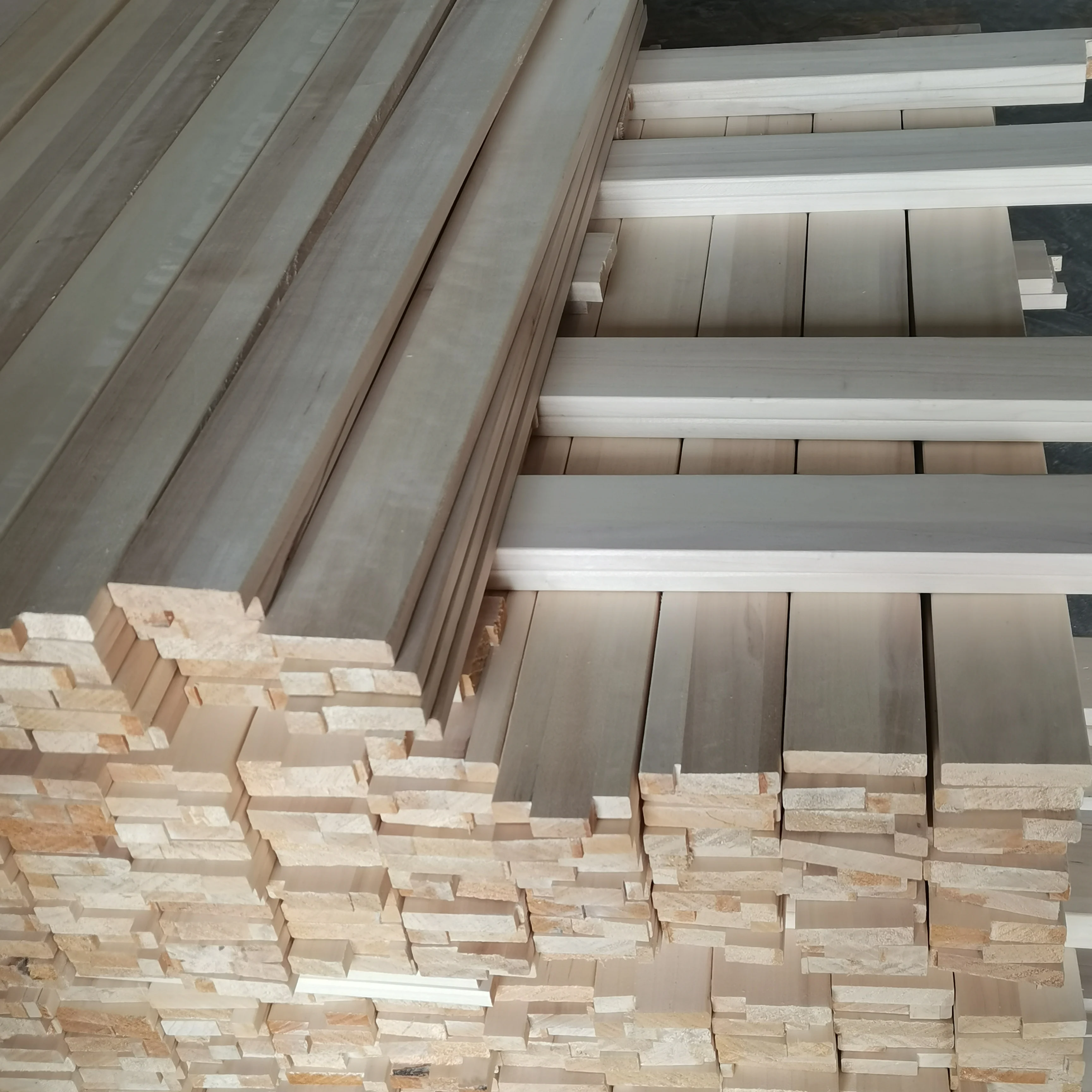 Продажа с завода Bohao полоска из массива дерева Сосновая сосна paulownia деревянные полоски для деревянных работ и мебели