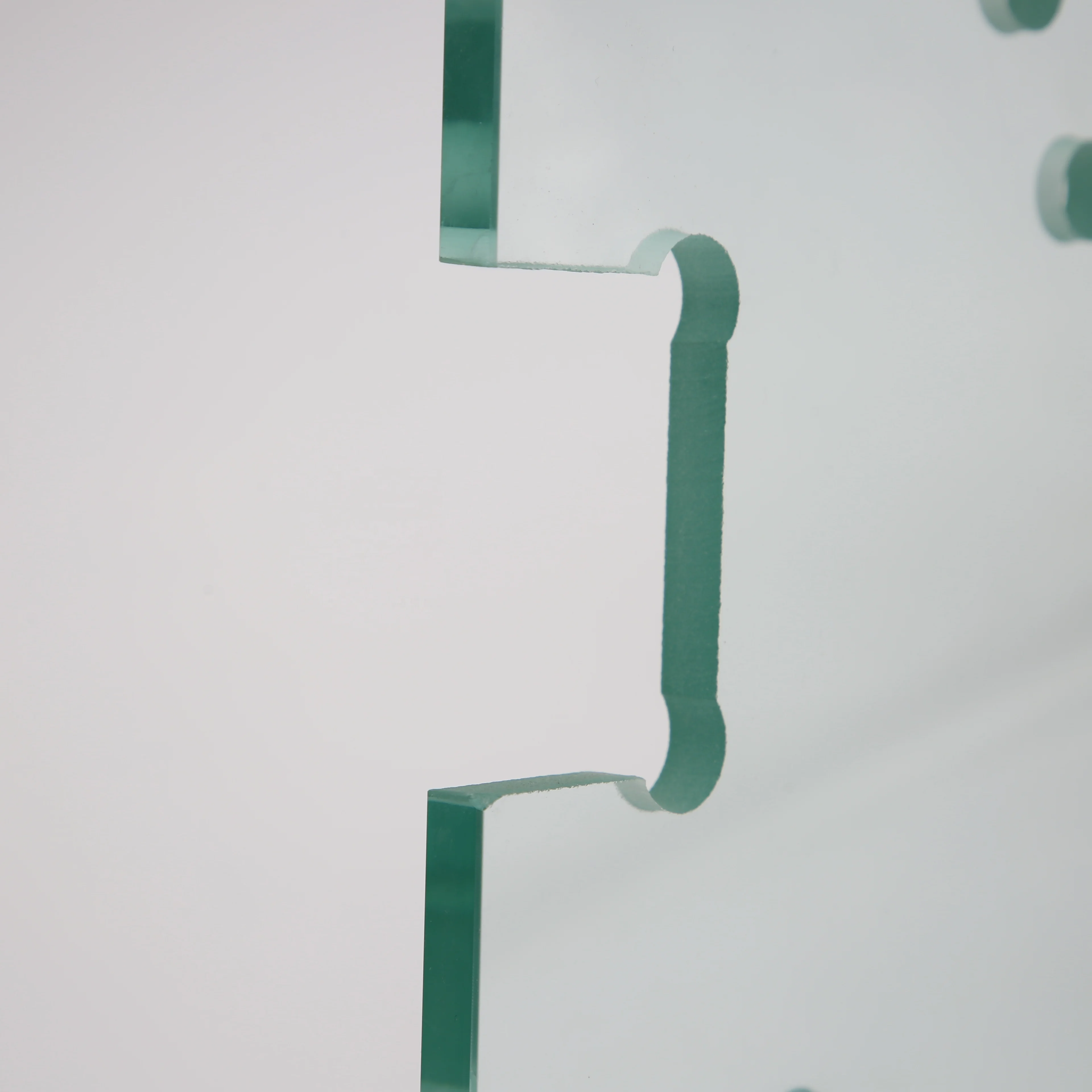 6mm  8mm 10mm low iron tempered glass