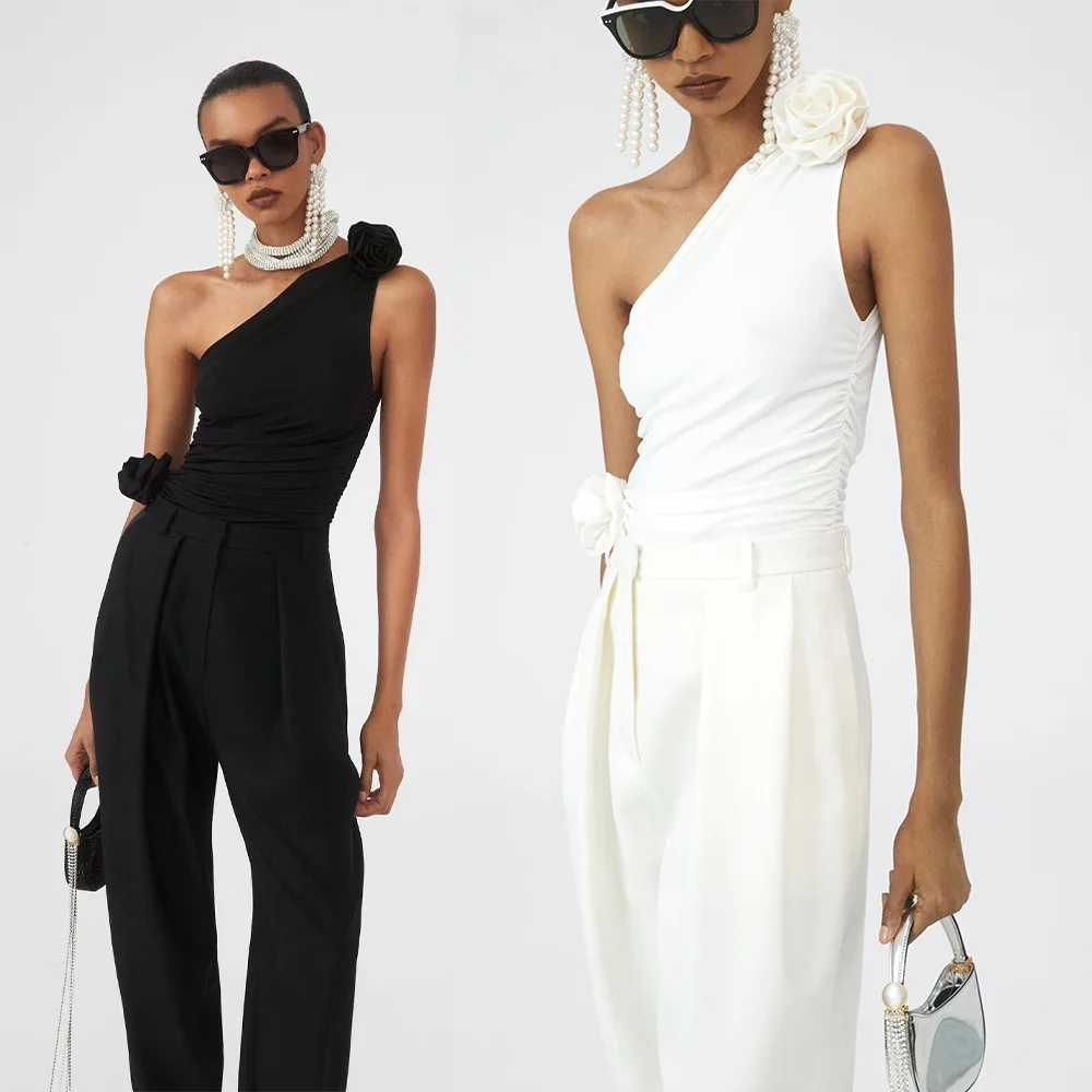 Modern Three-Dimensional Rose Flowers Knitted Vest Proud Visual Beauty with Slim Top and Slanted Shoulders Summer Cotton Vest