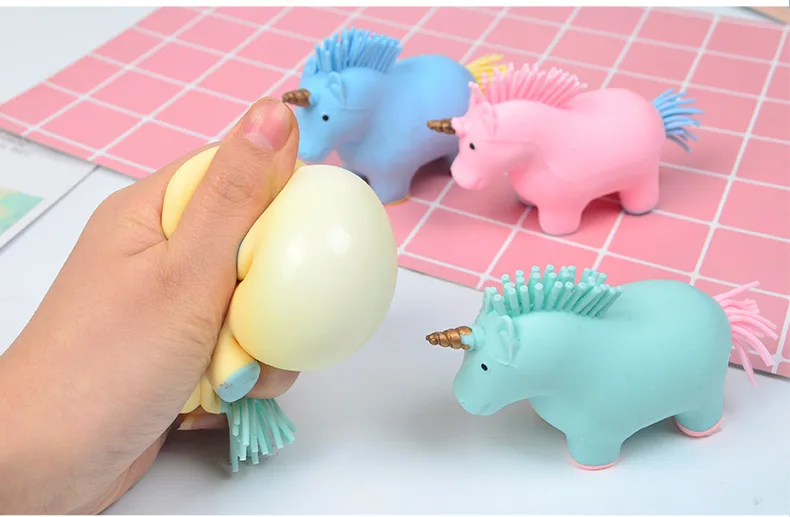 12823045464_1911045658