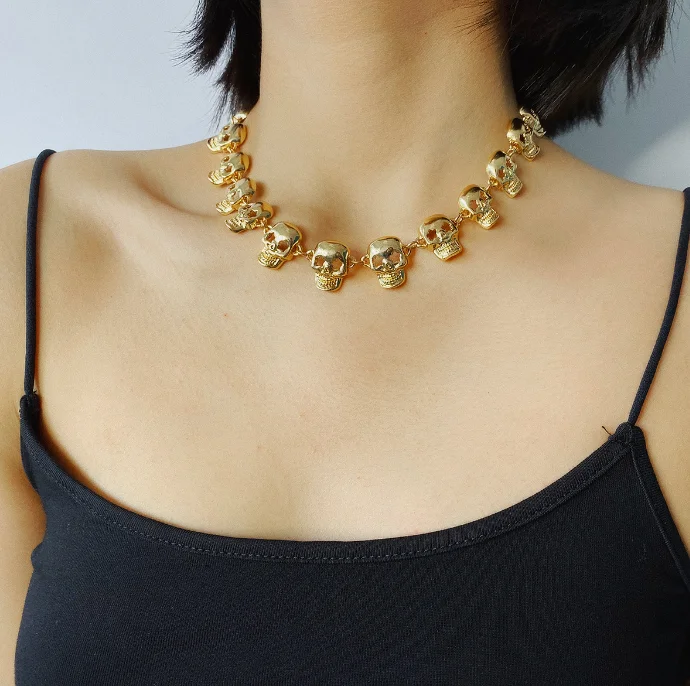 
XG1244 Creative personality short metal choker necklace Halloween funny skull female necklaces 