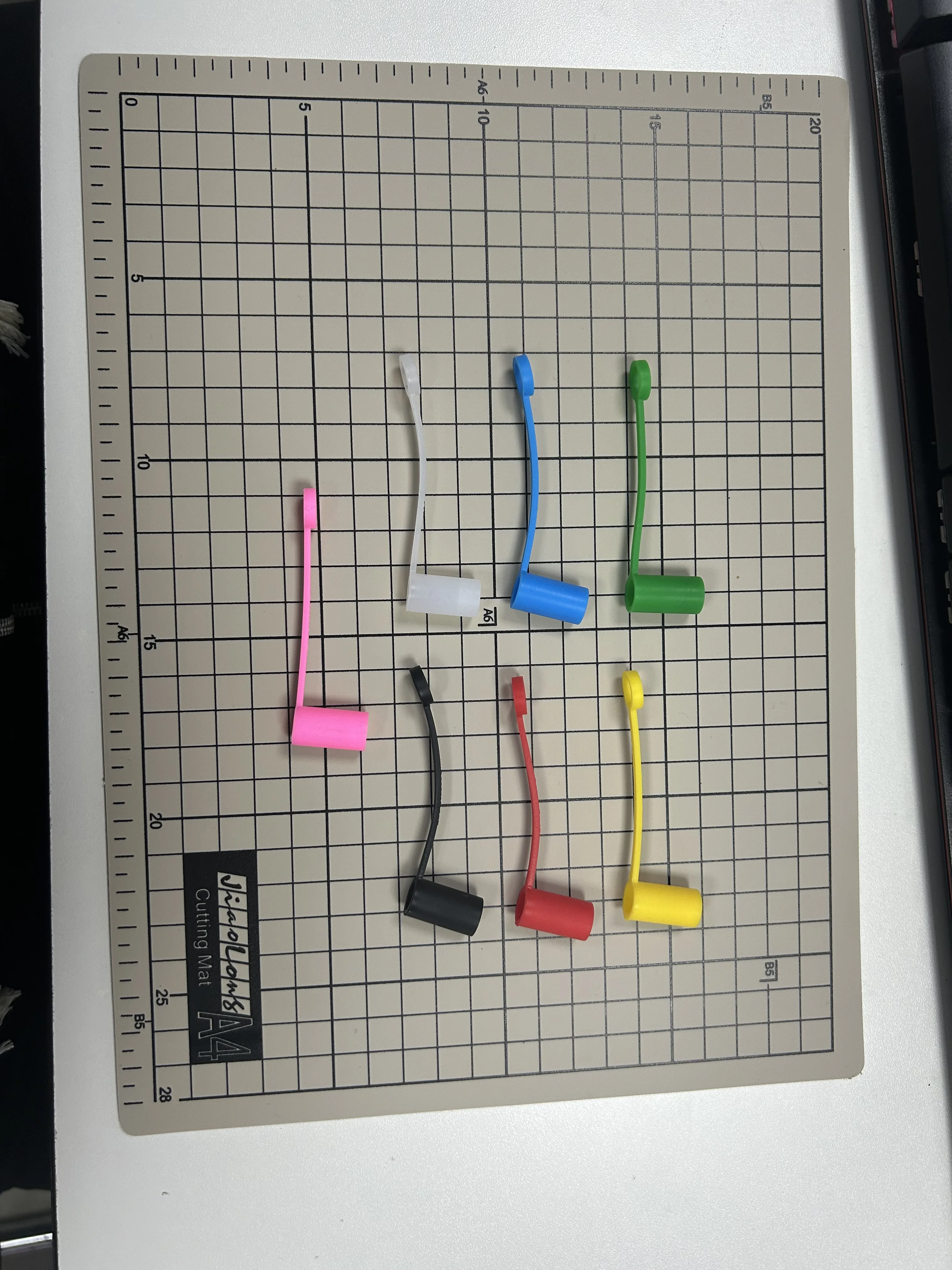 Custom 2.5-3.4cm Soft Rubber PVC karol g Straw Toppers charms for 0.8CM Straw Personal Business Logo Design DIY Promotional Gift