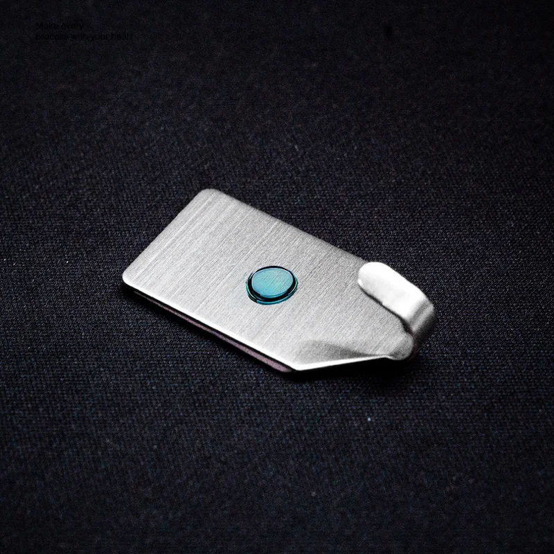 2021 new household self-adhesive stickers self-adhesive metal metal stainless steel wall-mounted hook hanger