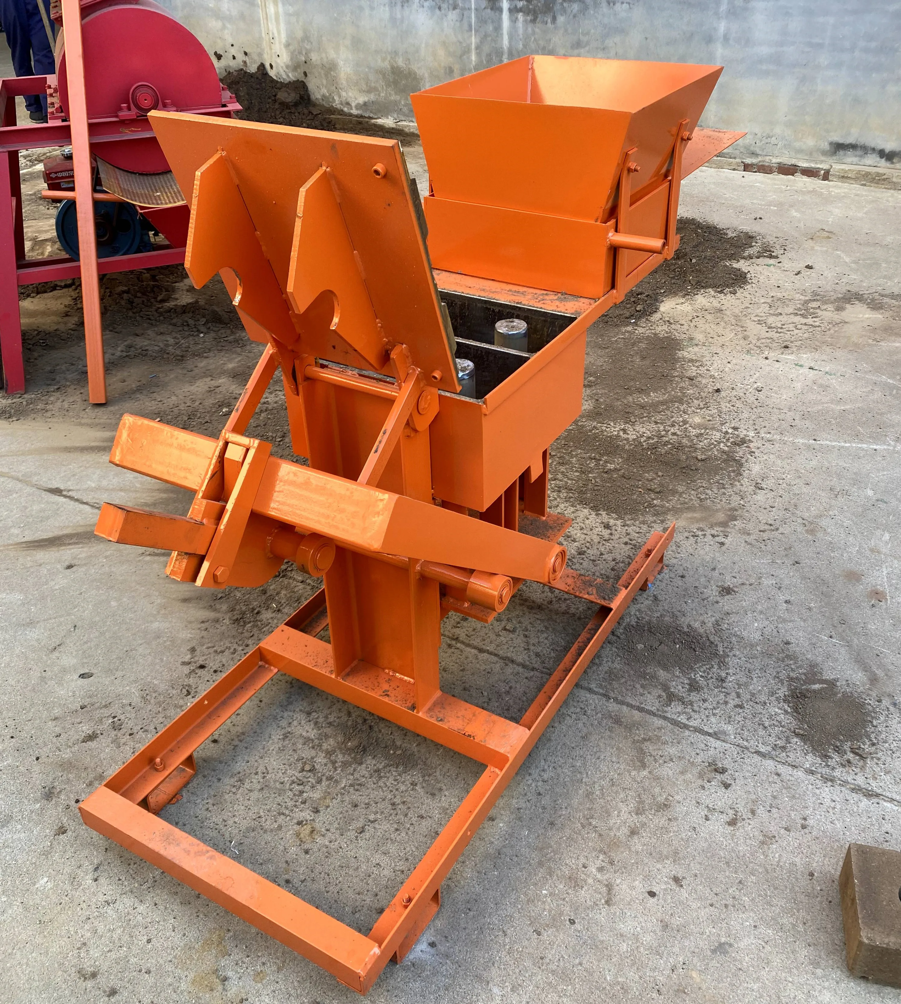 Hot Sale Clay Soil Interlocking Hand Manual Brick Making Machine