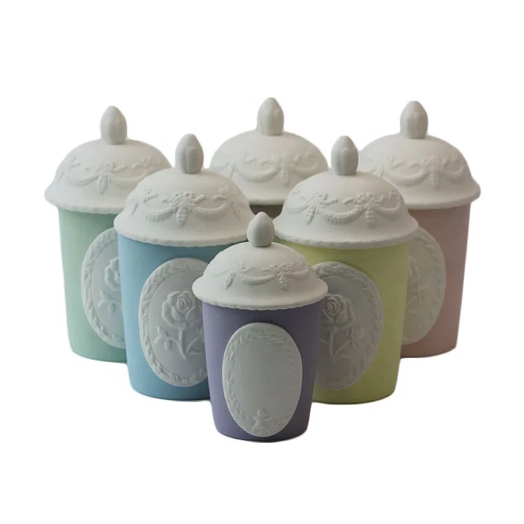 Synwish Oem Handmade Custom Decal Printed Ceramic Candle Containers Jar with Lids Scented Candle and Diffuser Gift Set