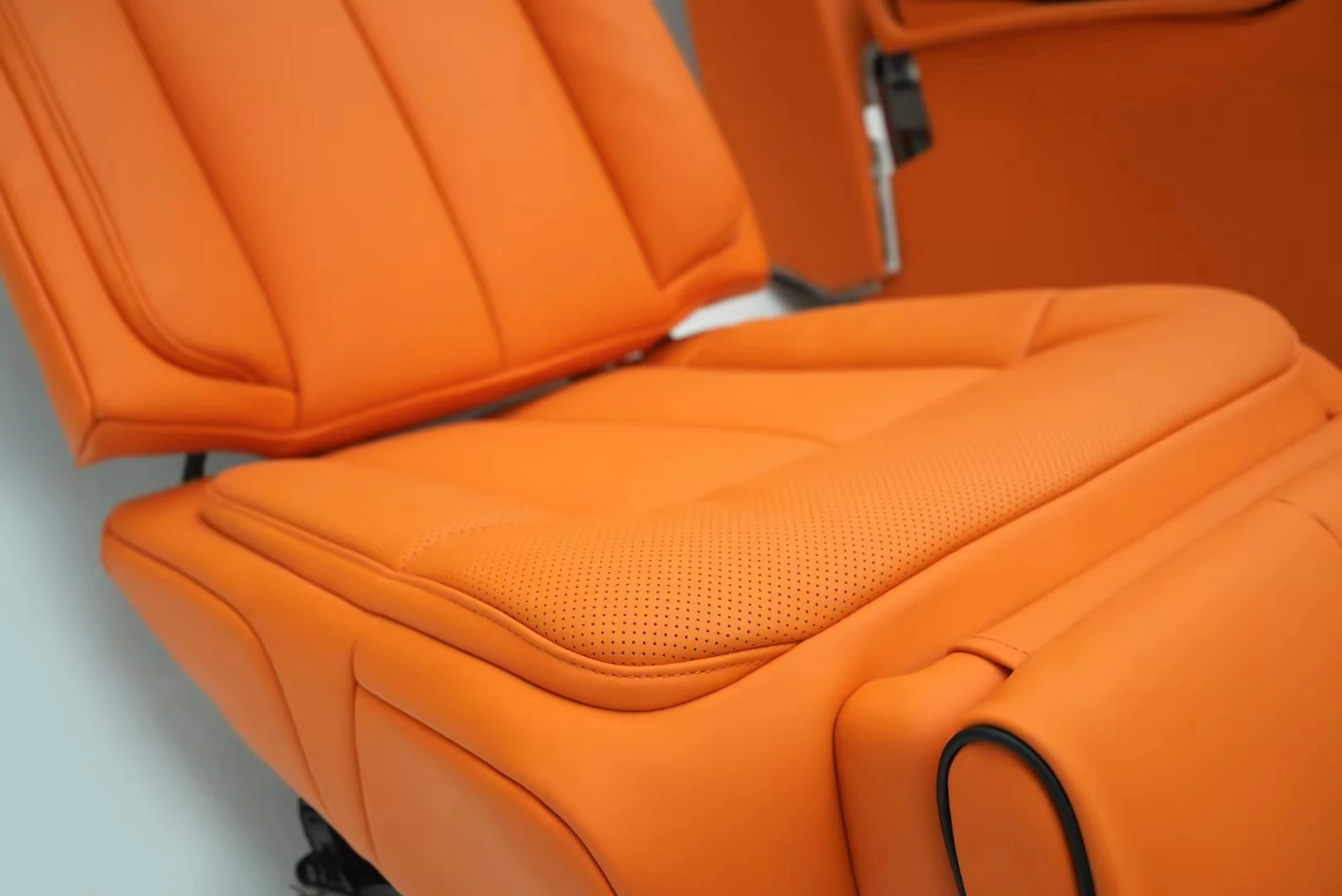 2024 Hottest Luxury Business Style Conversion Rolls-Royce Phantom Interior Upgrade High Quality Car Interior Kit for LHD RHD Fit