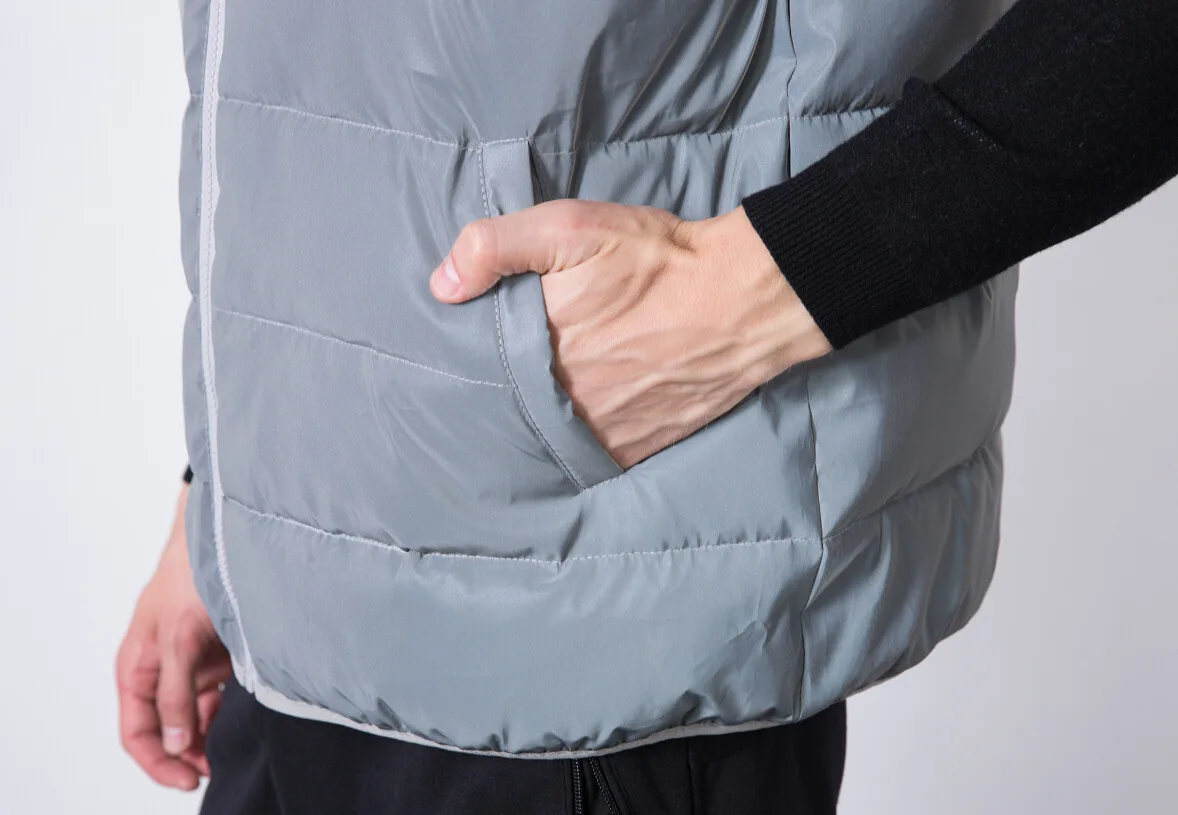 COTTON Fashion Odm Streetwear Fashion Water Proof Formal Waistcoat Glow In The Dark Reflector Custom Reversible Puffer Vest