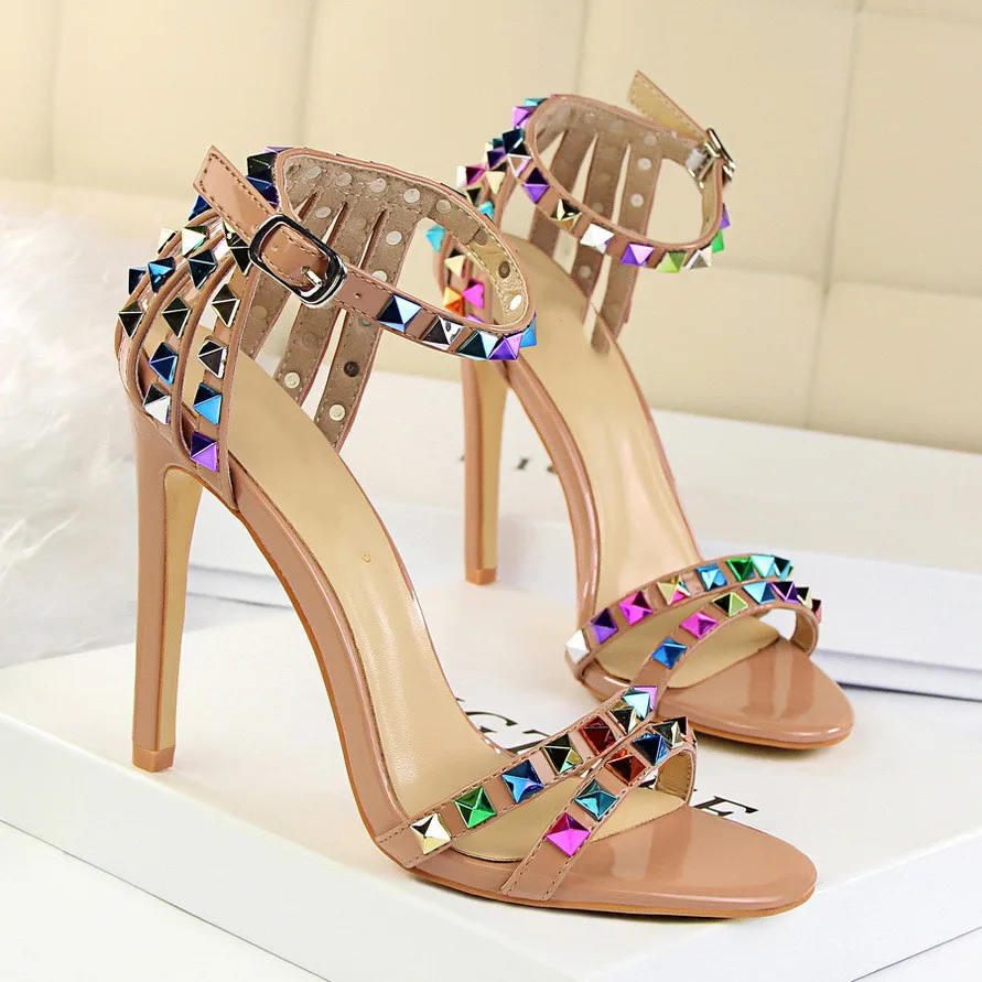 Fashion Colorful Bling Crystal Reflective Lady Sexy Metal Stud Rivet Glitter Women Sandal Heels for Ladies