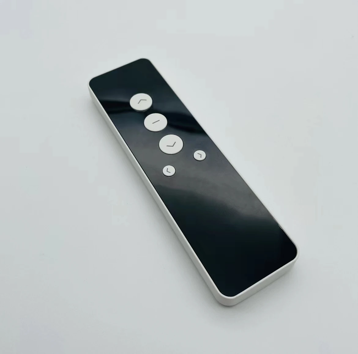 25mm Built-in Remote Control Roller Shades DC Electric Tubular Motor Powered by Rechargeable Battery