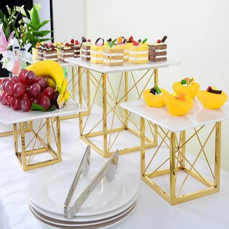 Professional kitchen equipment restaurant gold food display dessert buffet dessert table cake stand set for otherhotel