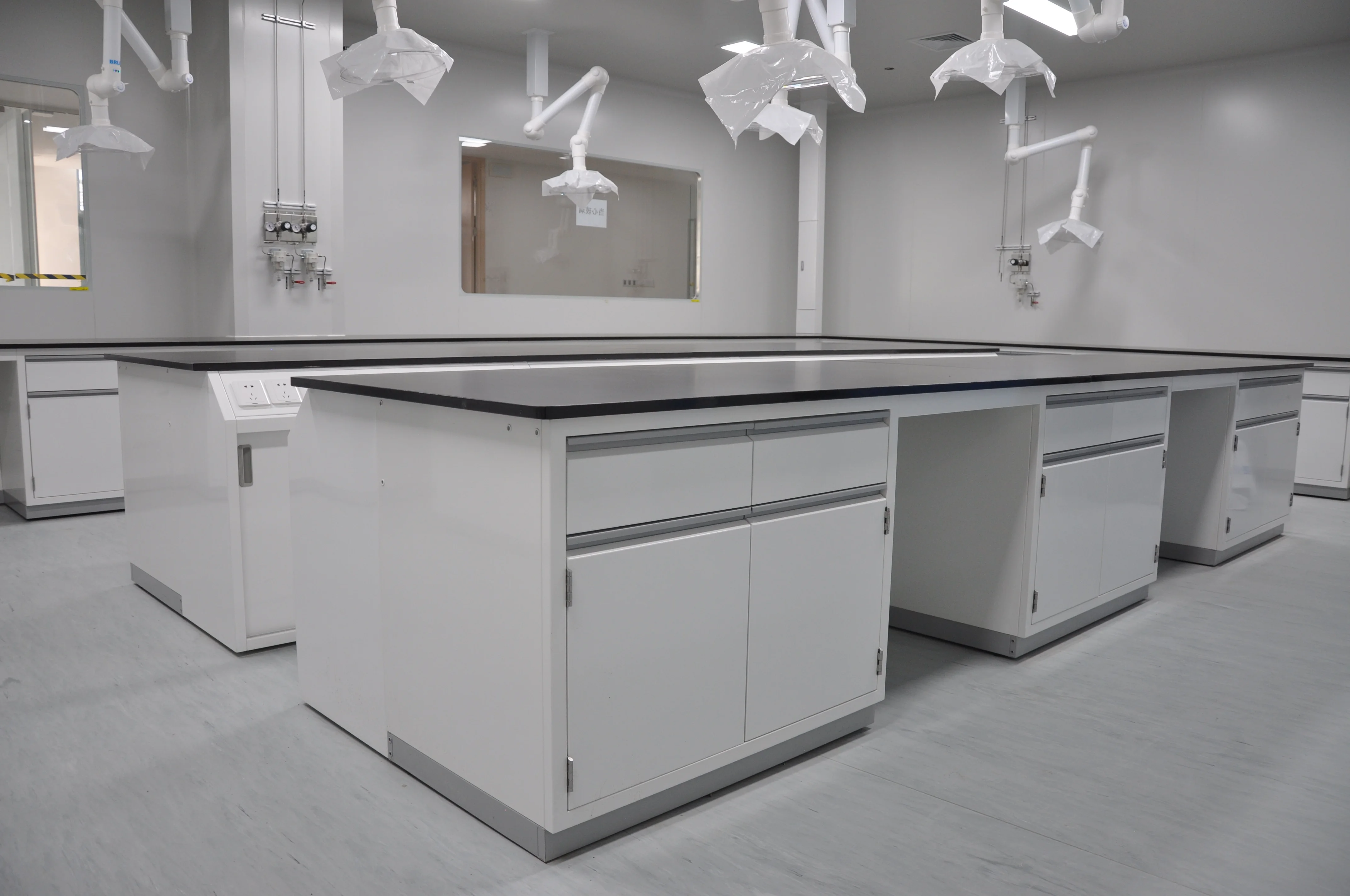 Premium  Approved Lab Furniture  Work Bench Lab Table With Sink