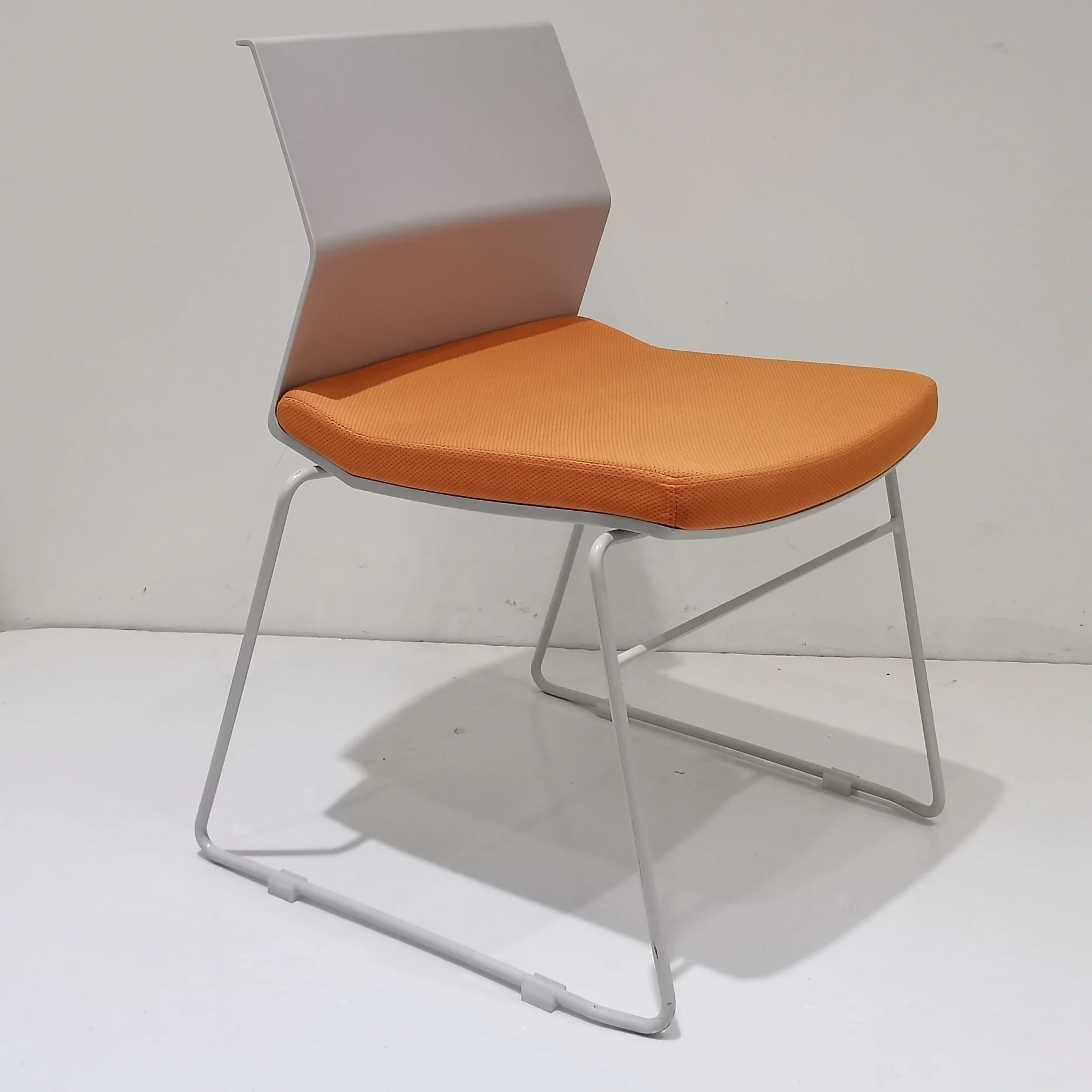 GS-1763 Ergonomic Plastic Backrest Fabric upholstery Stackable Visitor Conference Chair With cantilever base