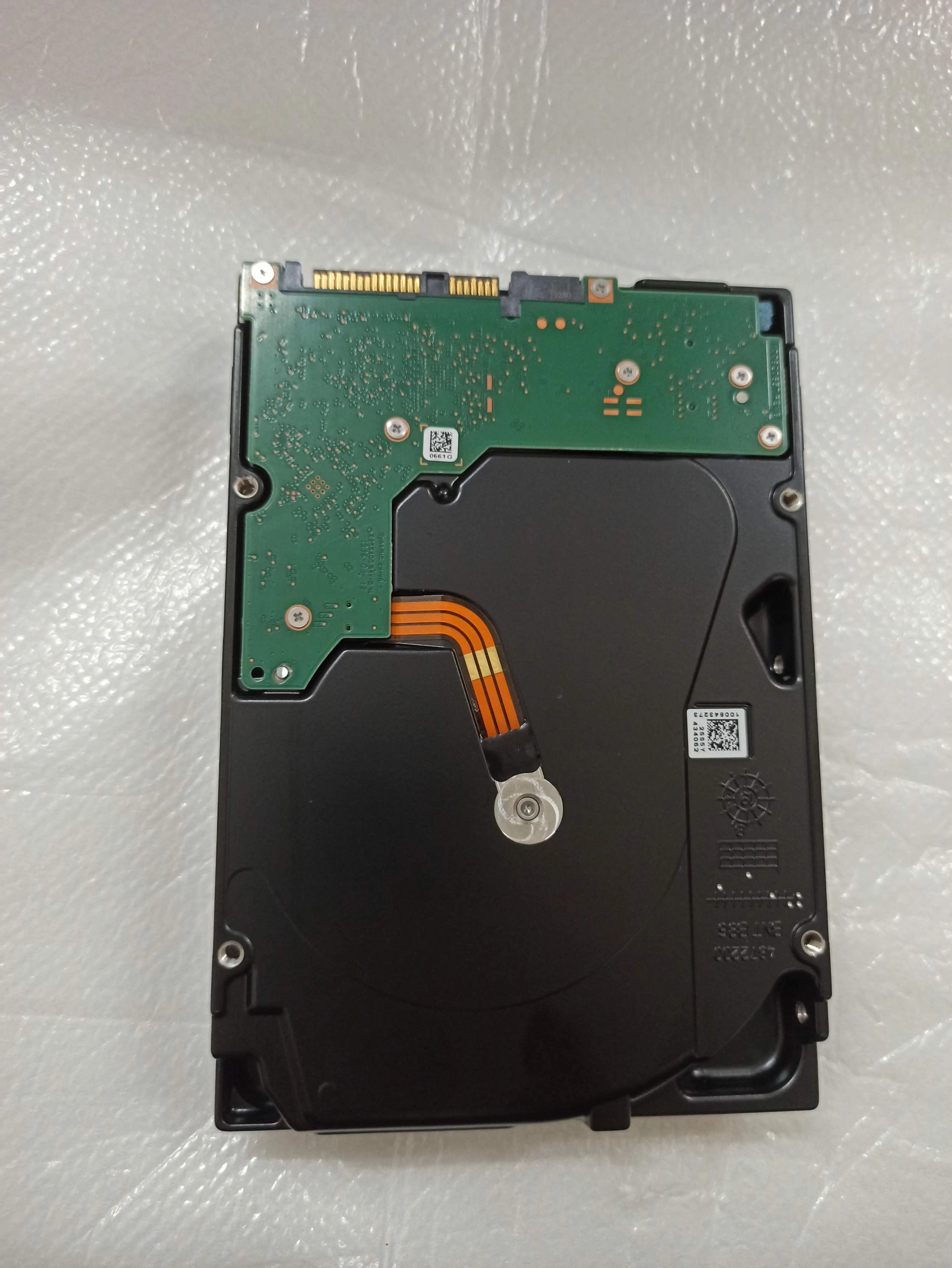 Dell Seagate 12T SAS 7.2K 12GB 512e 3.5-inch hard disk YMN53 Suitable for Seagate 5U84 bay storage