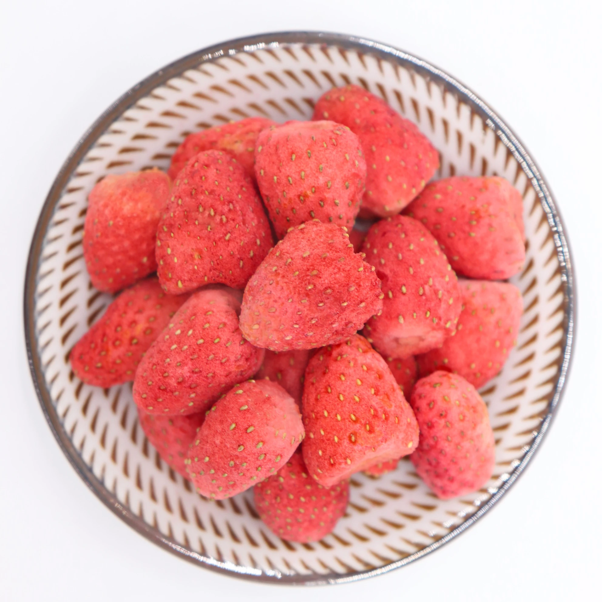 New Arrivals Fd Whole Strawberry Not sugar Natural Pure Freeze-dried Strawberry Whole Non-GMO Freeze Dried Fruit Strawbe