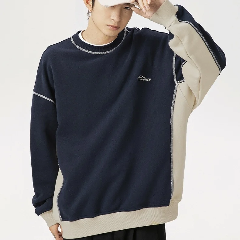 Свитер с круглым вырезом и круглым вырезом