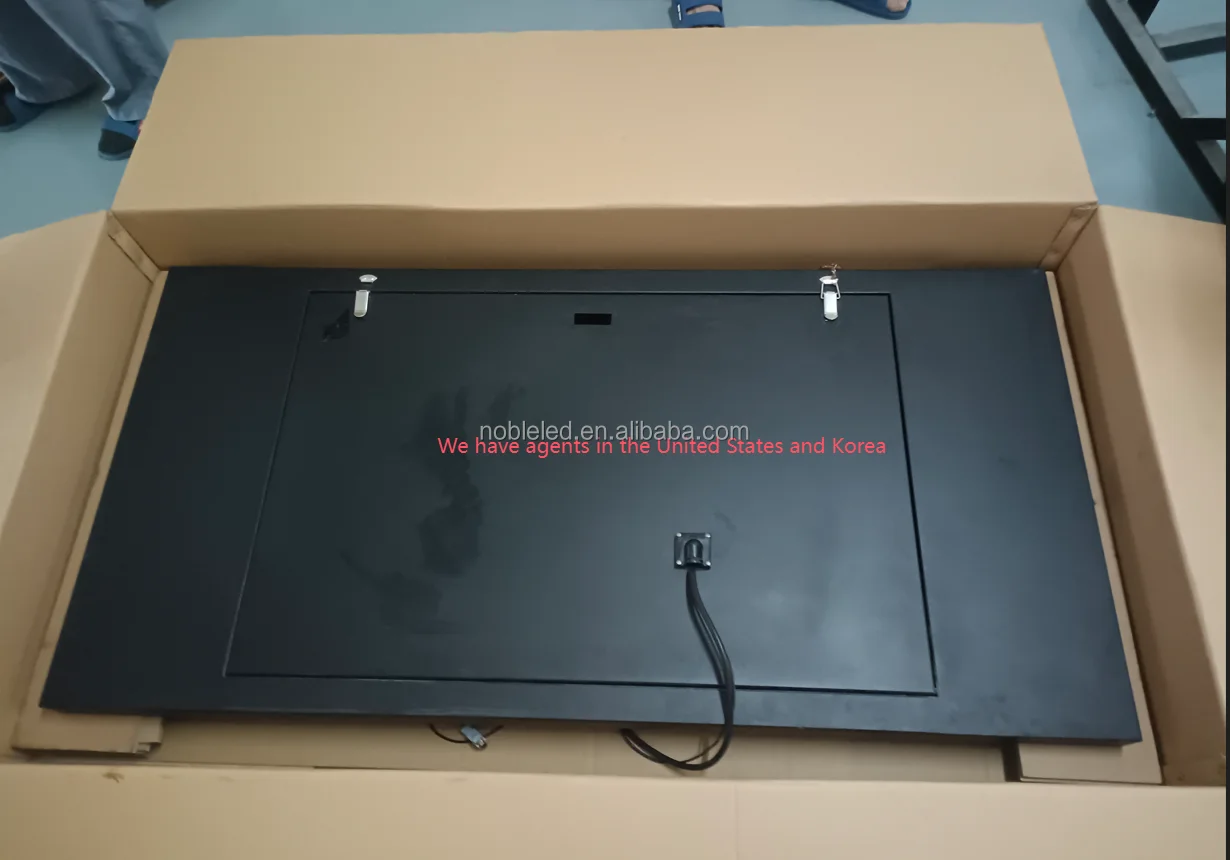 Truck Mounted OEM LED Arrow Board Construction site installation warning arrow board flashing arrow direction light on sale