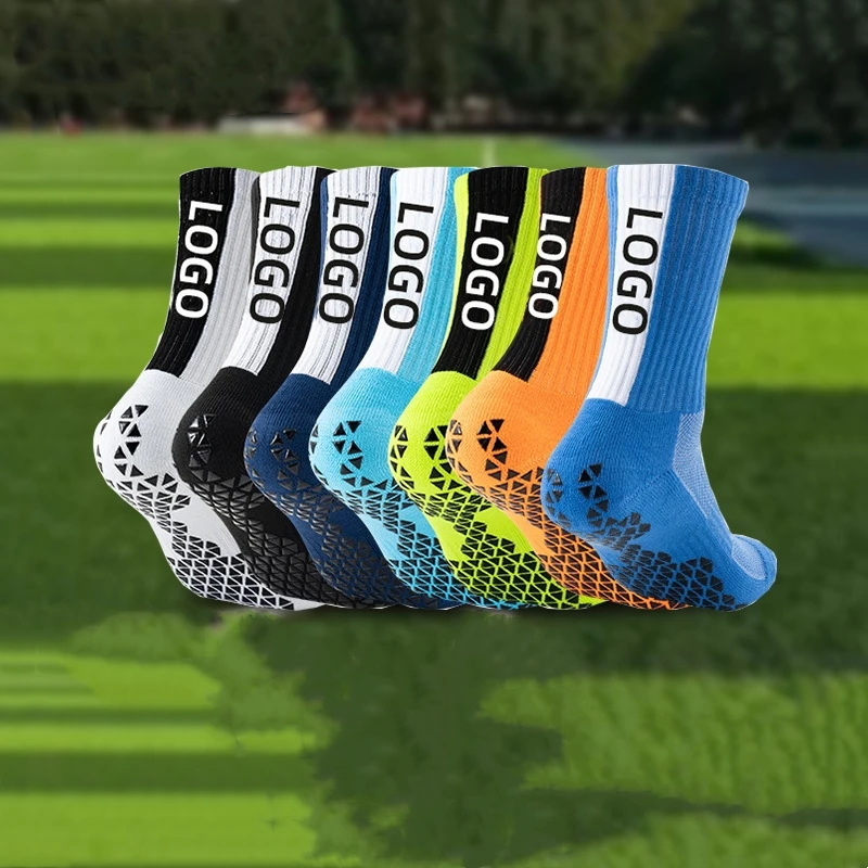 Factory Supply Sport Cotton Men Anti Slip Embroidery Custom Embroidered Grip Socks With Logo