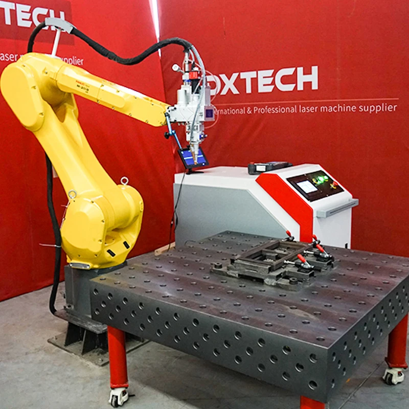 1000W 1500W 2000W Automatic 6 Axis Robot Arm Fiber Laser Robotic Welding Machine For Corner Welding