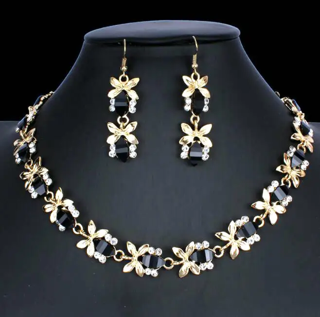 bridal necklace