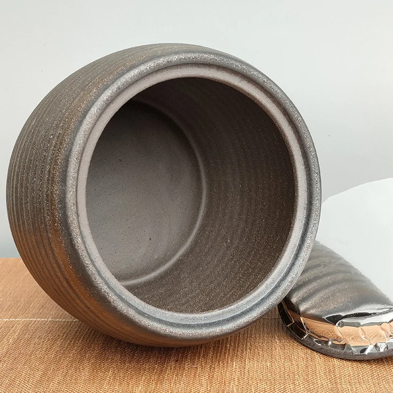 Japanese vintage sealed pot large Puer black tea ceramic storage jar