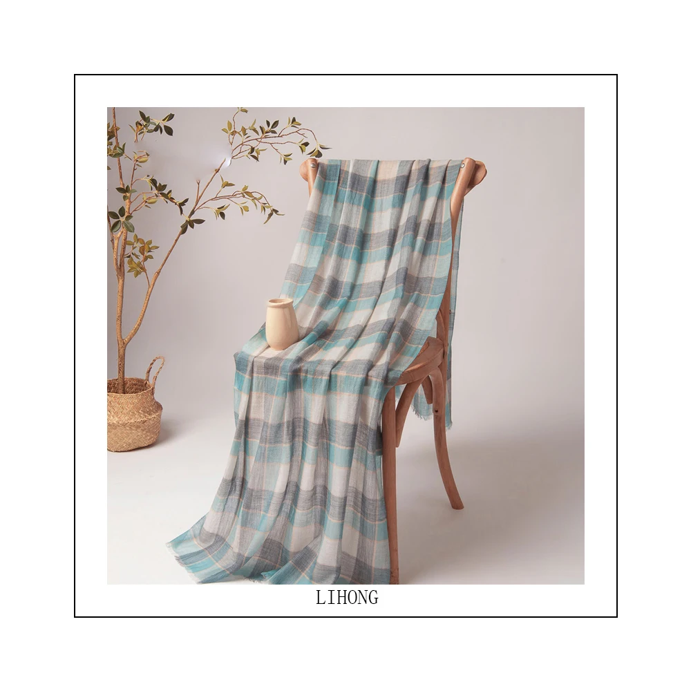 Wholesale high quality 100% pure cashmere water-soluble wool yarn-dyed plaid shawl