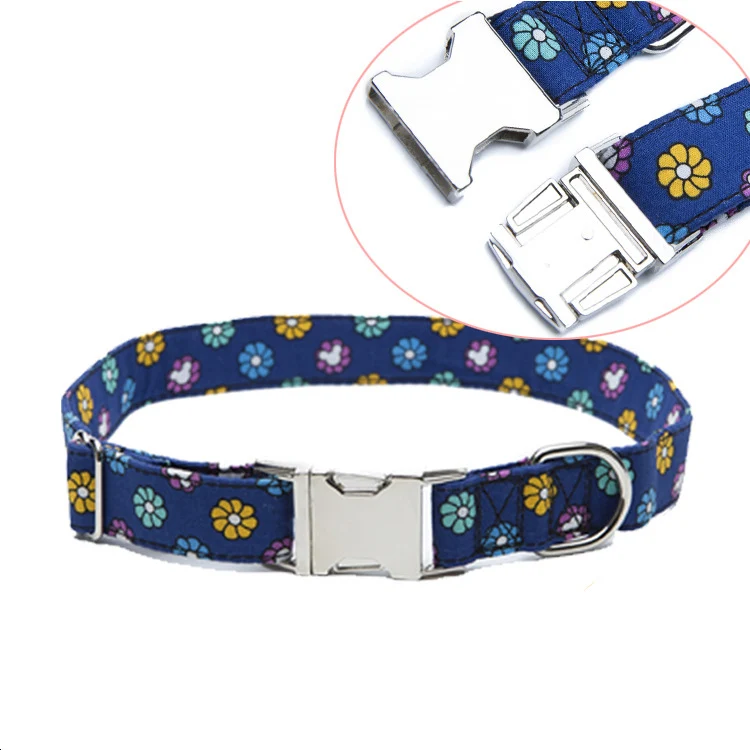 2021 Fashion Trend Lovely Flower Pattern Metal Lock Leash Neck Pet Collars
