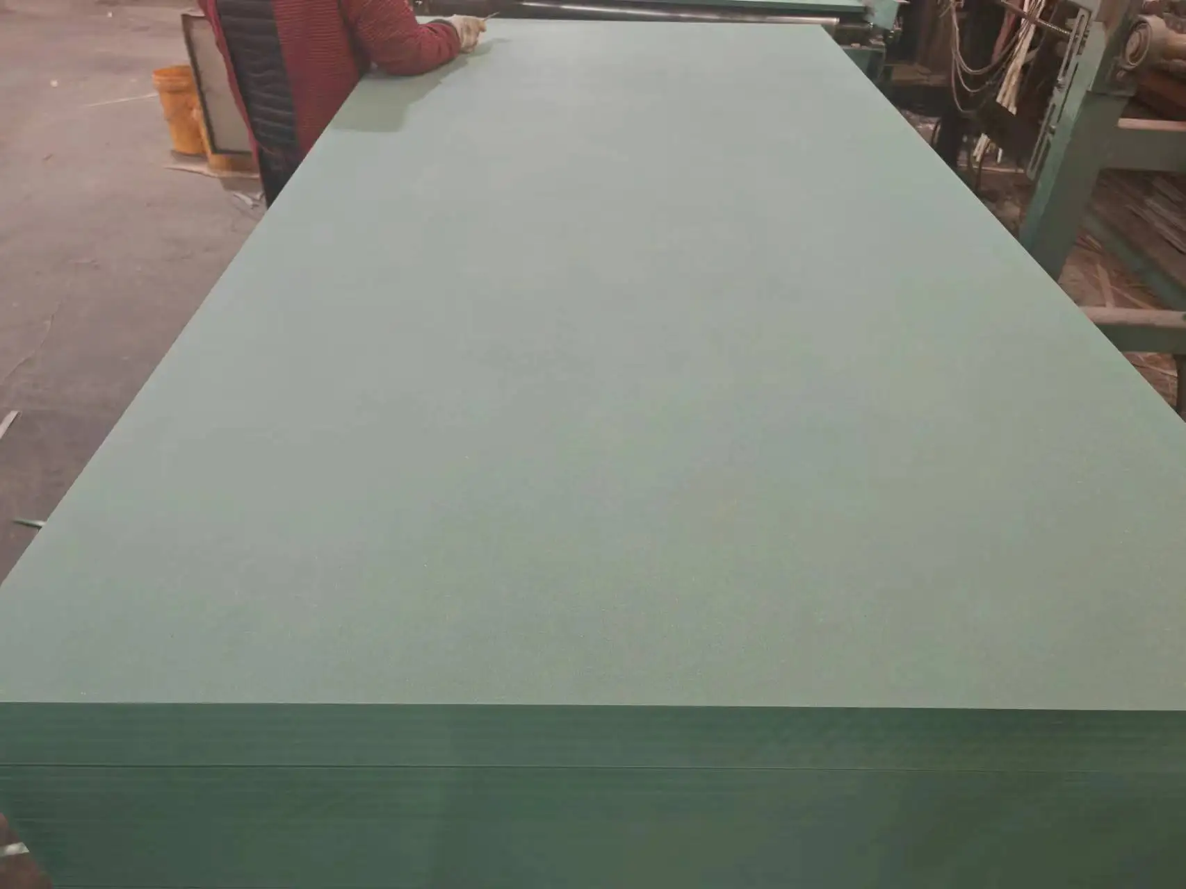GREEN MDF.jpg