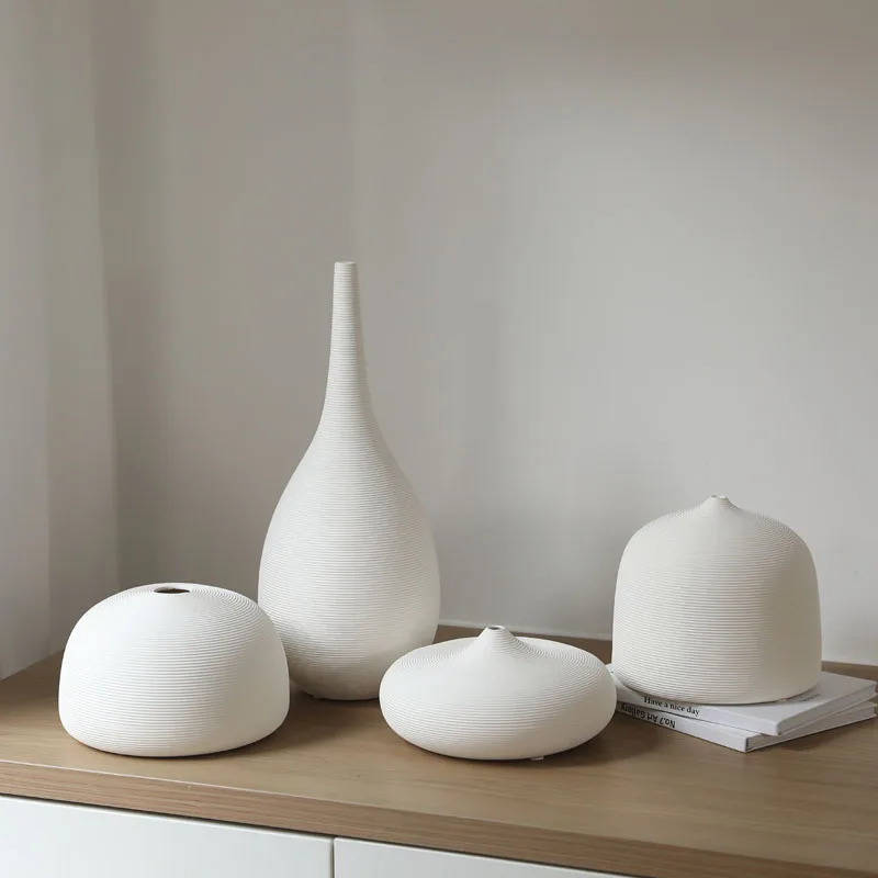 Wholesale Simple Nordic Handmade Clay Ceramic Flower Vases Dining Table Wedding Home Living Room Decoration Ceramic Vase