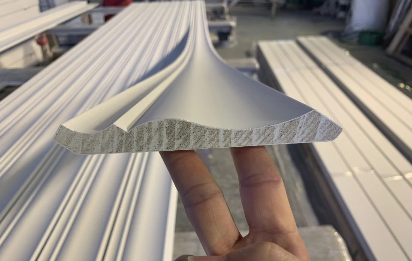 2024 Hot sale Pine Wood Ceiling Decorative Primed Moulding Crown Moulding