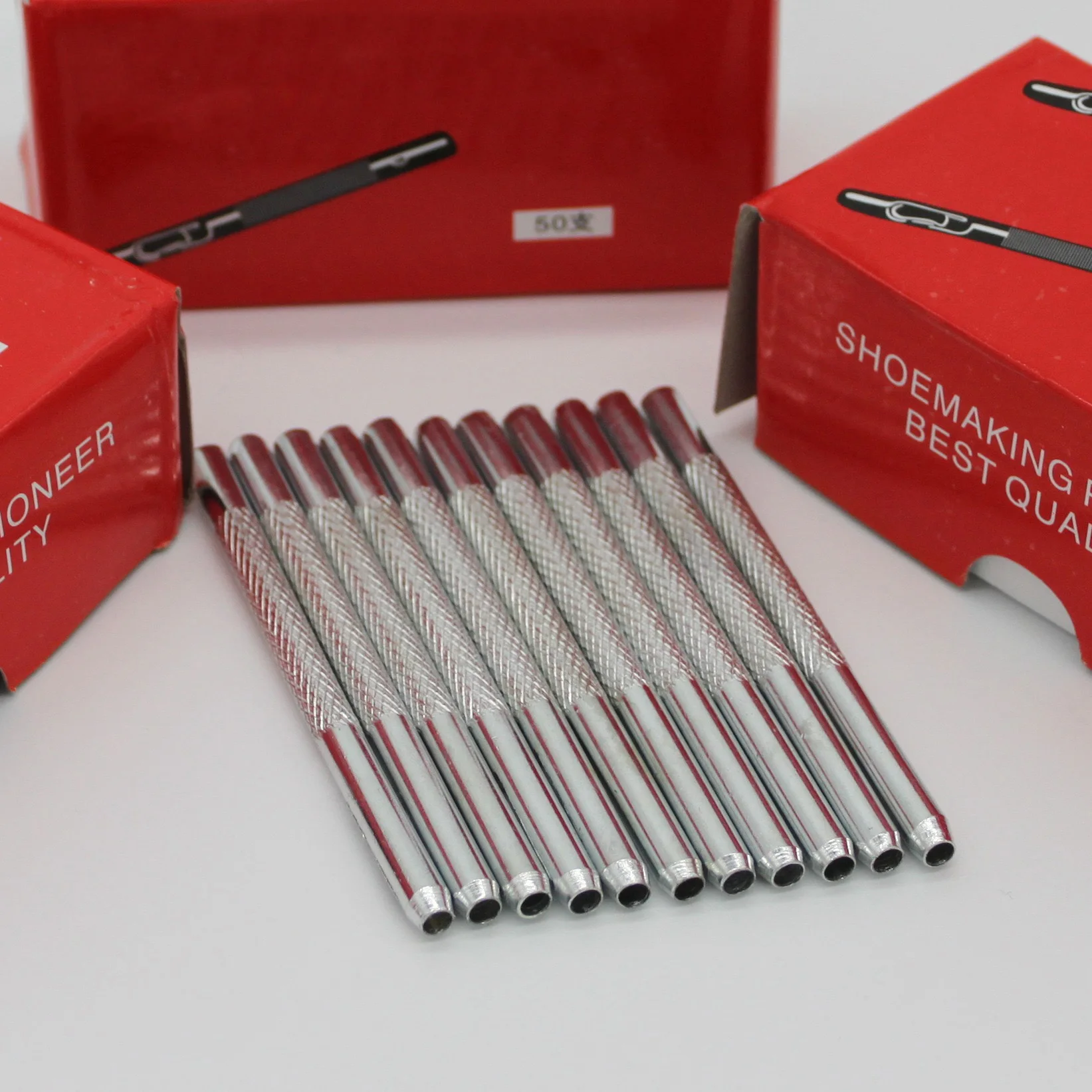 2.5Mm 3Mm 3.5Mm 4Mm Fancy Metal Euro Paper Multi Decorative  Handmade Hole Puncher For Belt Phone Case